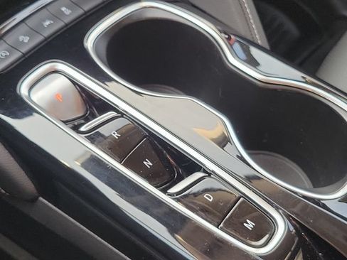 Certified 2023 Buick Envision Essence AWD/4WD image 31