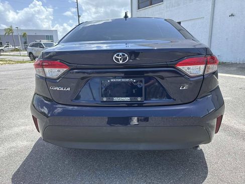 Used 2023 Toyota Corolla LE FWD image 5