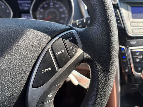 Used 2014 Hyundai Elantra GT FWD image 16