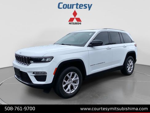 Used 2022 Jeep Grand Cherokee Limited AWD/4WD image 1