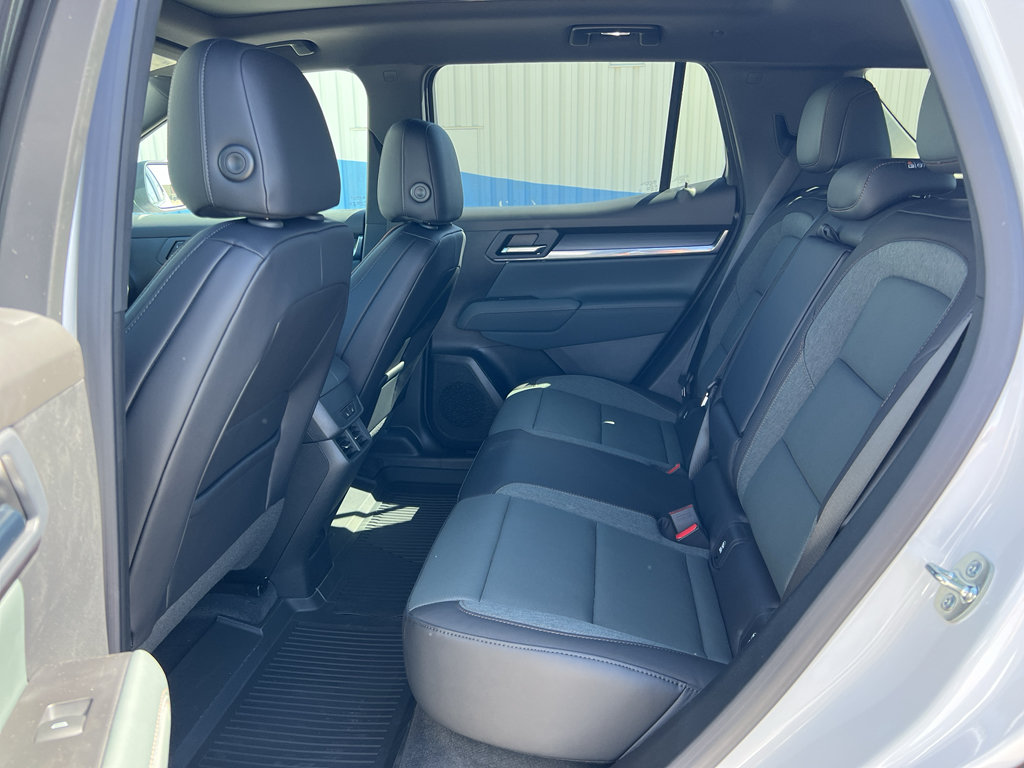 New 2026 GMC Terrain AT4 w/ Convenience Package III AWD/4WD image 22