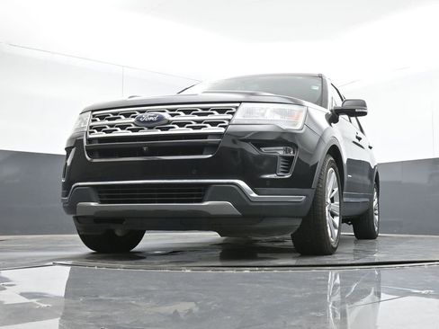 Used 2019 Ford Explorer Limited w/ Class III Trailer Tow Package image 42