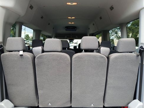 Used 2018 Ford Transit 350 XLT RWD image 10