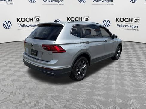 Used 2022 Volkswagen Tiguan SE AWD/4WD image 8