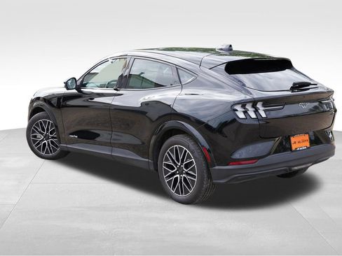 Certified 2025 Ford Mustang Mach-E Premium AWD/4WD image 7