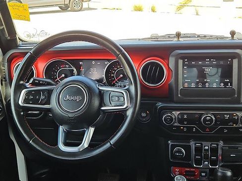 Used 2020 Jeep Wrangler Unlimited Rubicon AWD/4WD image 13