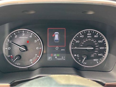 Used 2022 Subaru Outback Touring AWD/4WD image 3