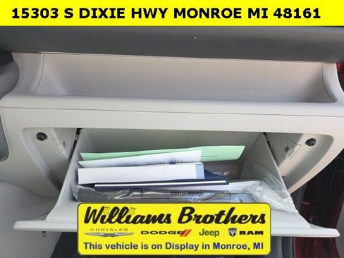 Used 2024 Hyundai Kona Limited image 26