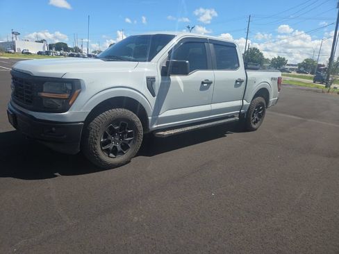Used 2024 Ford F150 STX w/ Equipment Group 201A FX4 AWD/4WD image 4