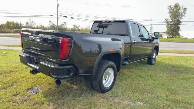 Certified 2026 GMC Sierra 3500 Denali Ultimate AWD/4WD image 8