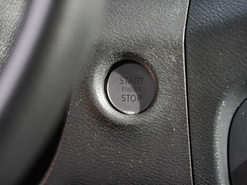 Used 2022 Nissan Frontier S w/ Technology Package image 38