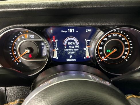 Used 2023 Jeep Gladiator Overland image 21