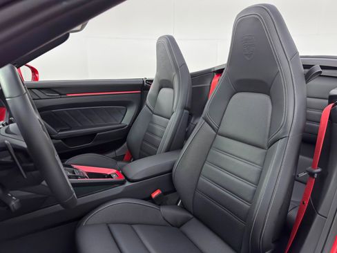 Used 2025 Porsche 911 Carrera image 42