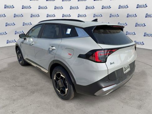 New 2026 Kia Sportage EX FWD image 5