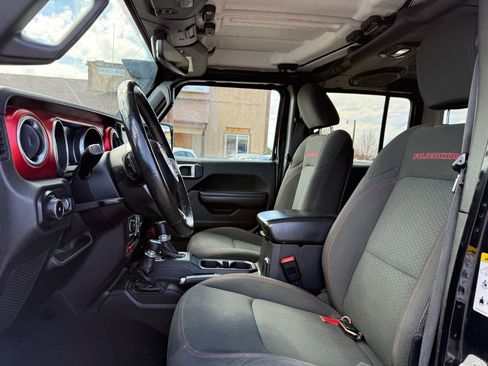 Used 2018 Jeep Wrangler Unlimited Rubicon image 19