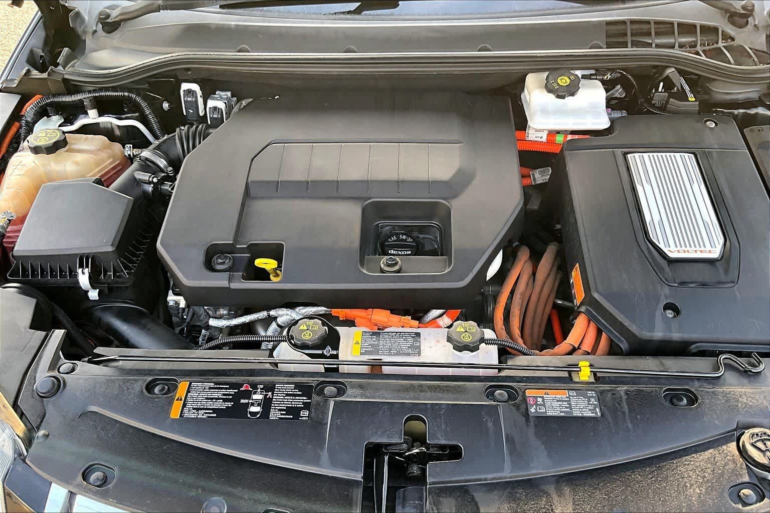 Used 2014 Chevrolet Volt w/ Enhanced Safety Package 2 FWD image 32