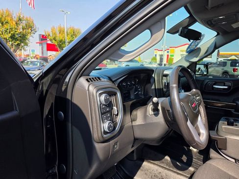 Used 2021 GMC Sierra 1500 Elevation w/ LPO, GMC Protection Package AWD/4WD image 17