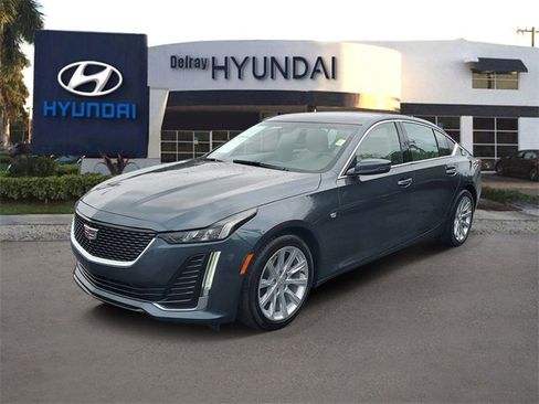 Used 2022 Cadillac CT5 Luxury image 3