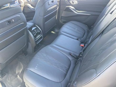 New 2025 BMW X7 M60i image 16