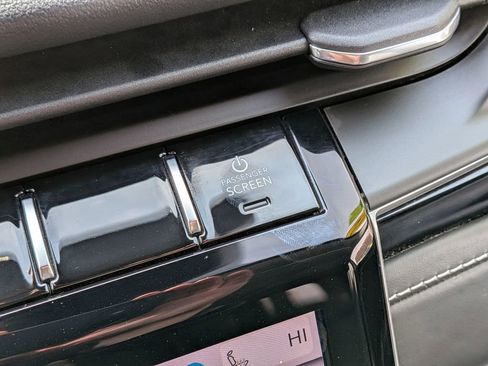 Used 2022 Jeep Grand Cherokee Limited 4xe image 21