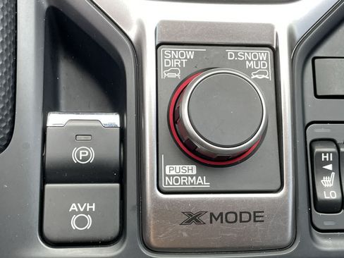 Used 2022 Subaru Forester Limited AWD/4WD image 35