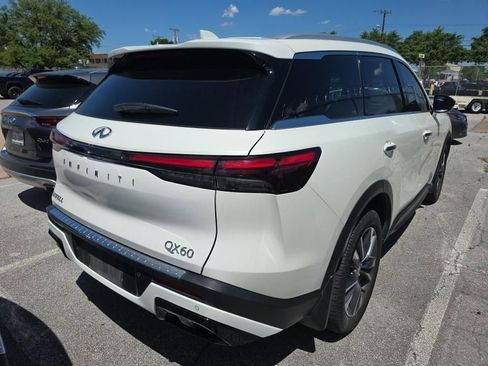 Used 2023 INFINITI QX60 Luxe w/ Vision Package image 4