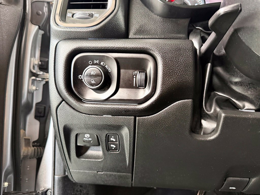 Used 2024 RAM 1500 Lone Star AWD/4WD image 13