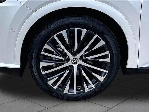 Used 2024 Lexus RX 350 Premium Plus w/ Convenience Package FWD image 11