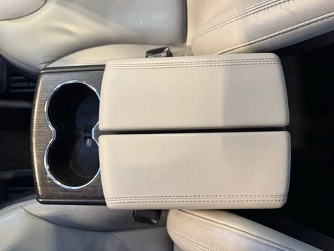 Used 2014 Tesla Model S RWD image 17