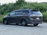 Used 2014 Toyota Sienna SE image 6