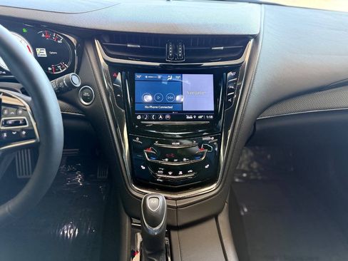 Used 2018 Cadillac CTS V w/ Luxury Package RWD image 70