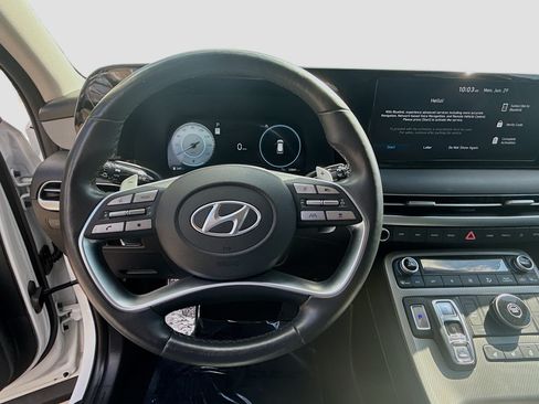 Used 2024 Hyundai Palisade SEL w/ Premium Package FWD image 8