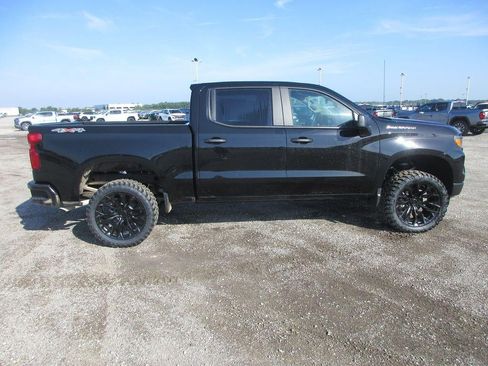 New 2026 Chevrolet Silverado 1500 W/T w/ WT Value Package AWD/4WD image 3