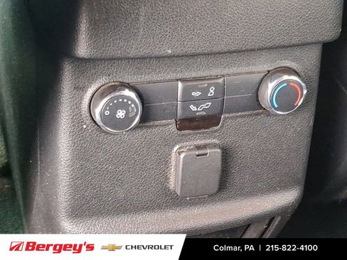 Used 2017 Ford Explorer XLT w/ Equipment Group 202A image 13