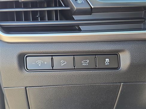 New 2025 Kia Telluride S image 32