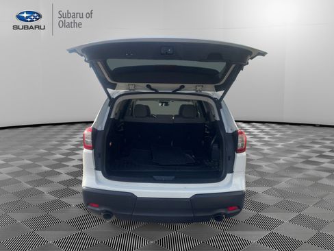 Certified 2023 Subaru Ascent Premium w/ Convenience Package image 5