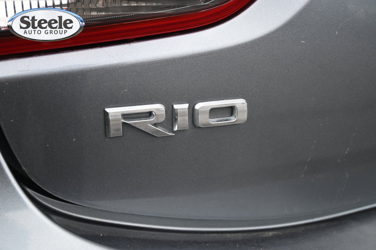 Used 2019 Kia Rio S FWD image 22