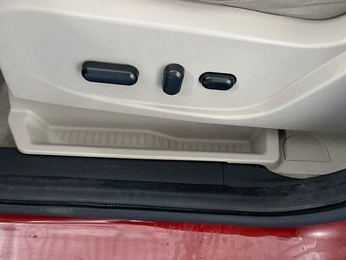 Used 2015 Ford Escape Titanium image 20