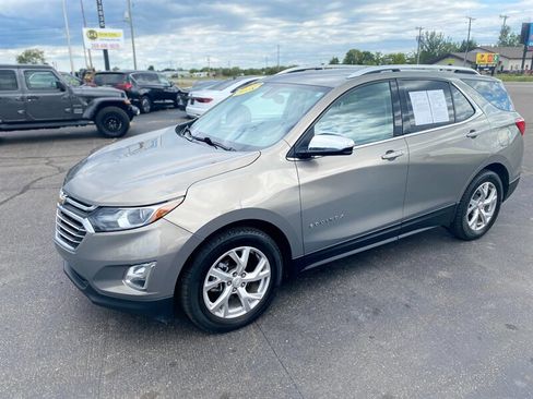 Used 2018 Chevrolet Equinox Premier image 5