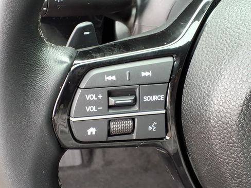 Used 2025 Honda Civic Sport image 17