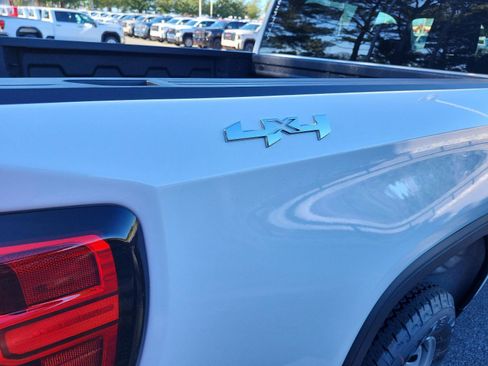 New 2026 GMC Sierra 1500 Pro w/ Pro Value Package image 4