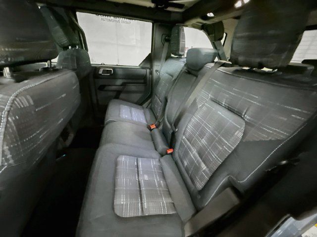 Used 2025 Ford Bronco Heritage Edition AWD/4WD image 24
