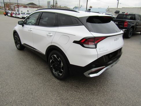 Used 2024 Kia Sportage SX image 5