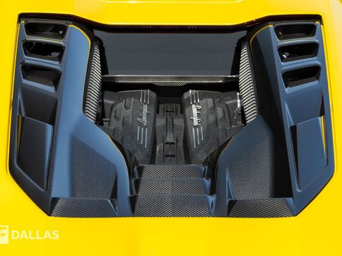 Used 2024 Lamborghini Revuelto AWD/4WD image 26