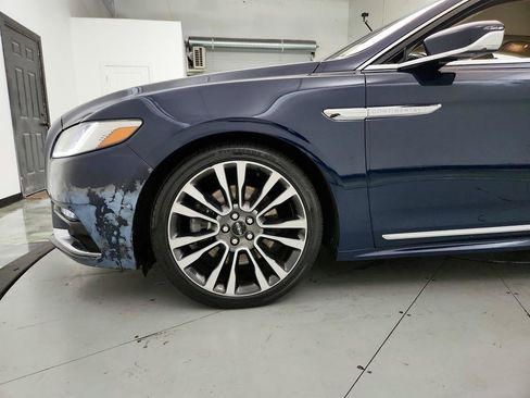 Used 2018 Lincoln Continental Reserve AWD/4WD image 32