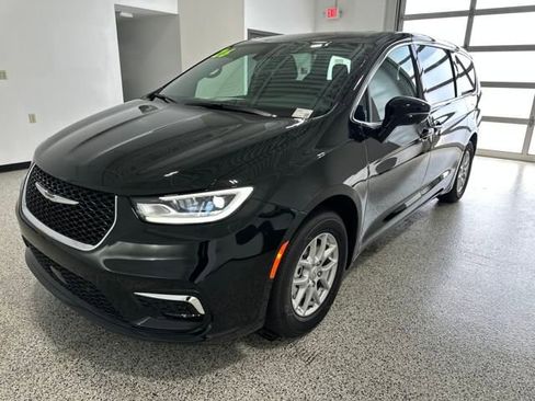 New 2026 Chrysler Pacifica Select image 28