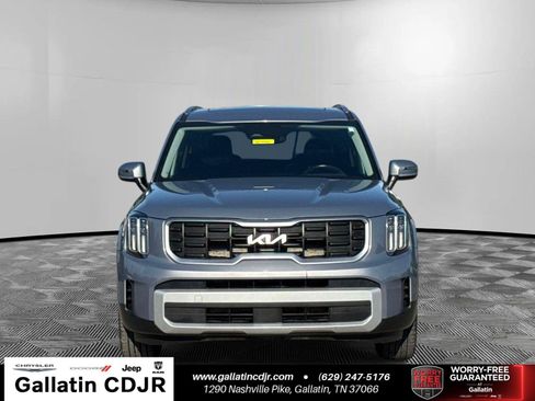 Used 2025 Kia Telluride S AWD/4WD image 2