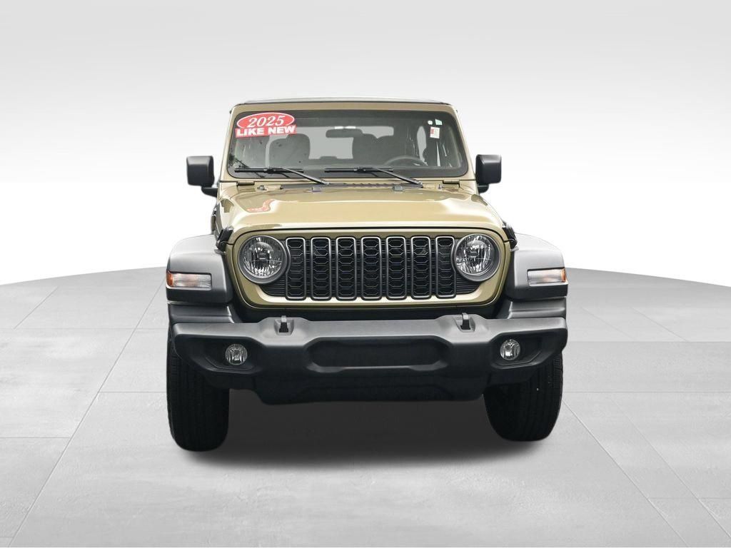 Used 2025 Jeep Wrangler Sport AWD/4WD image 8