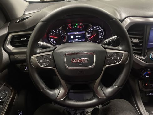 Used 2023 GMC Acadia AT4 image 30