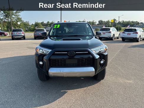 Used 2023 Toyota 4Runner TRD Off-Road Premium w/ Moonroof Package AWD/4WD image 10